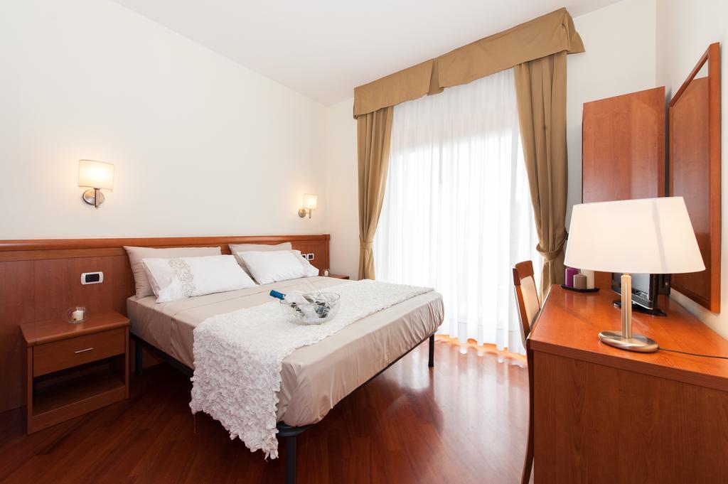 Apartament Residenza Il Parco 3 Rzym Zewnętrze zdjęcie